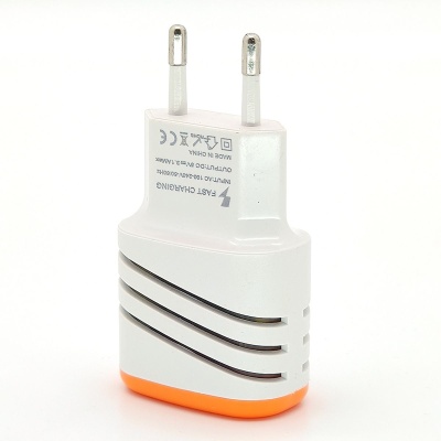 Зарядное устройство с USB OT-APU35, 2 гнезда (2400mA, 5B) фото
